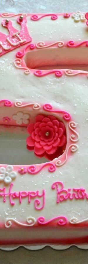 5th Birthday Fondant Vanilla Cake - 3 Kg.