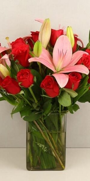 Beautiful Red Roses N Pink Lilies