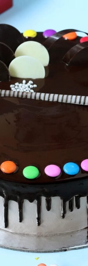 Chocolate Cream Gems Cake 0.5 Kg