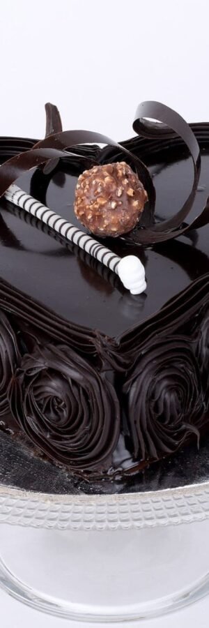 Special Floral Chocolate Cake Half kg