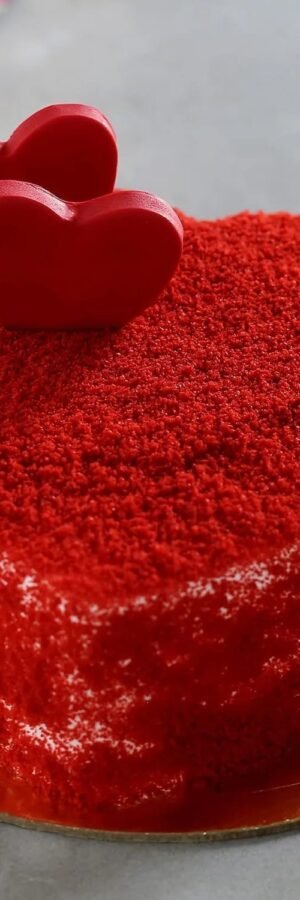 Sweet Red Heart Velvet Cake- Half Kg
