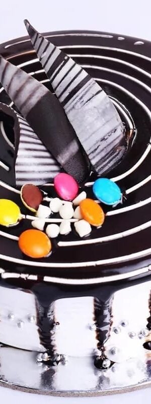 Choco- Vanilla Eggless Cake