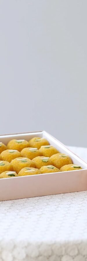 Sweets & Dry Fruits Hamper